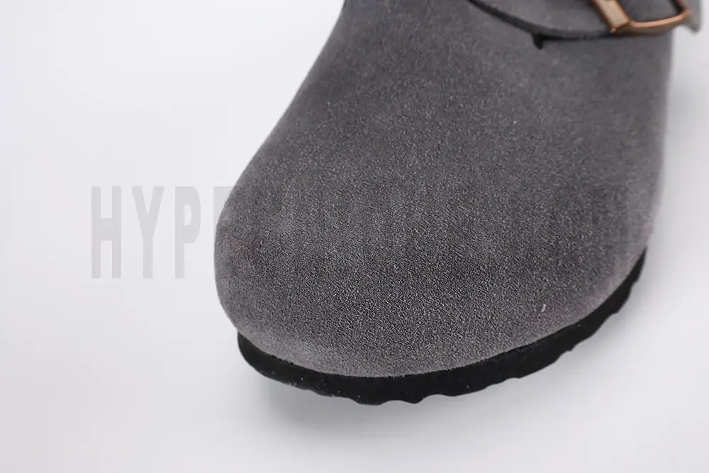 closed view on the toe box