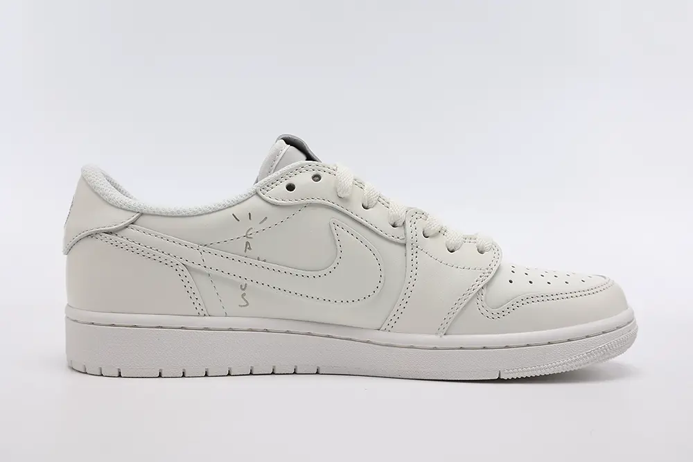 Travis Scott Jordan 1 Triple White - Image 2