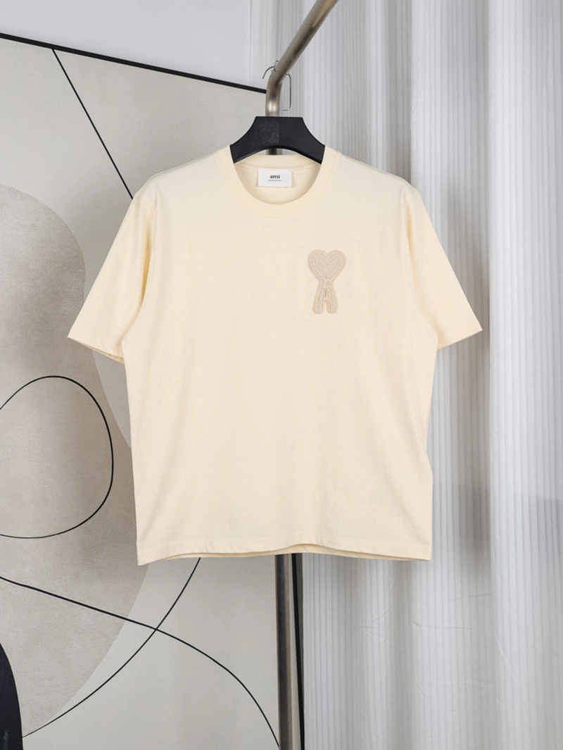AMI Embroidered Heart T-Shirt