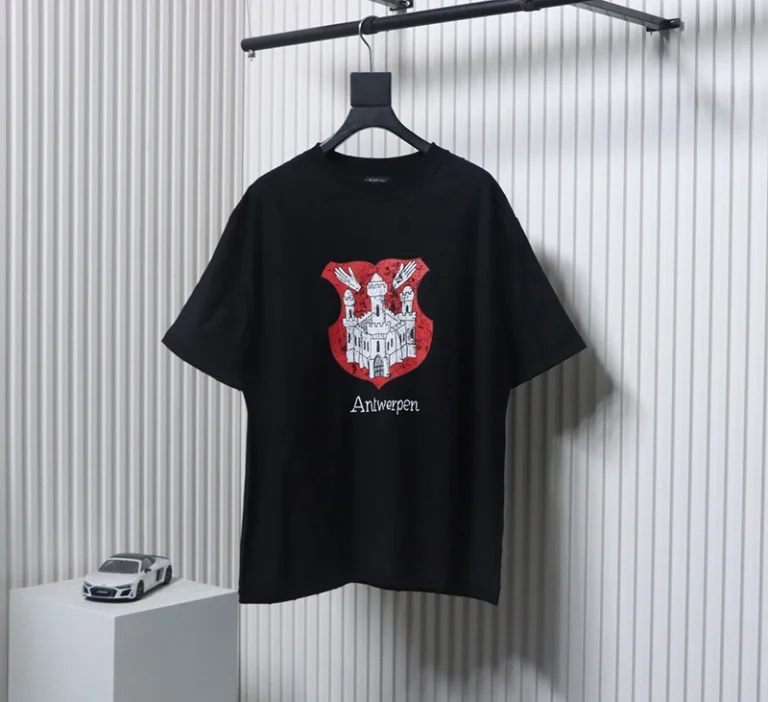 Wear Castle Print Logo T-Shirt