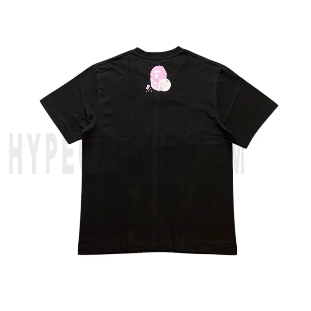 The back of the black clothes