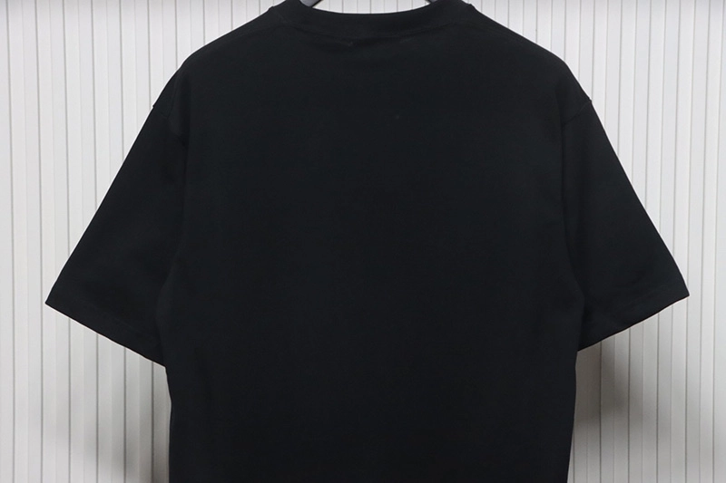 Classic Single Product Pattern Print T-Shirt
