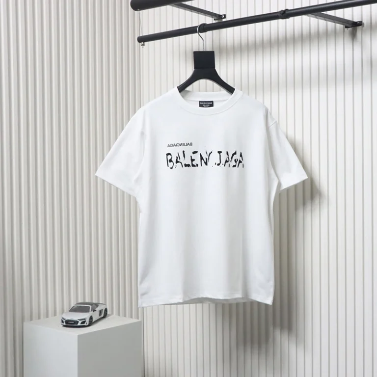 Mottled Letter Flocking Print T-Shirt