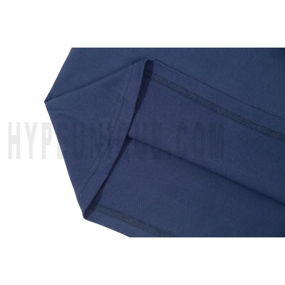 Sharp seams, stubbornly smooth