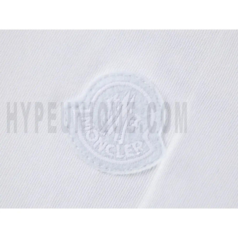 Embroidered graphic on the side of the T-shirt