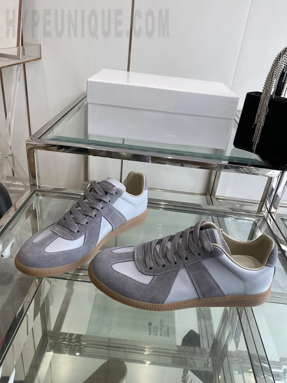 MM Mm6 22 Replica Low Sneaker - Image 2