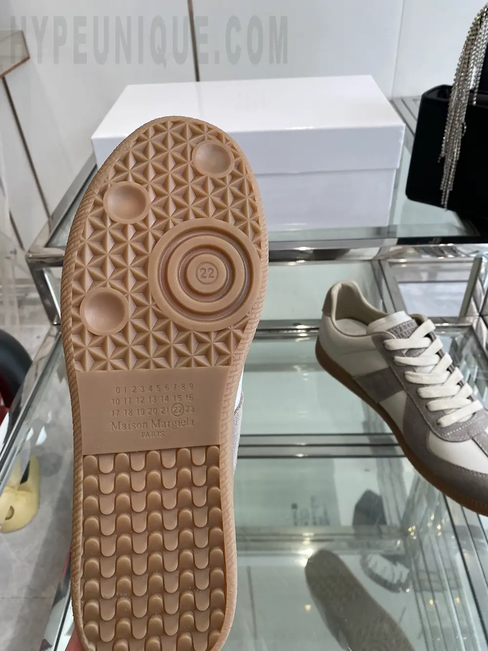 The brown insole