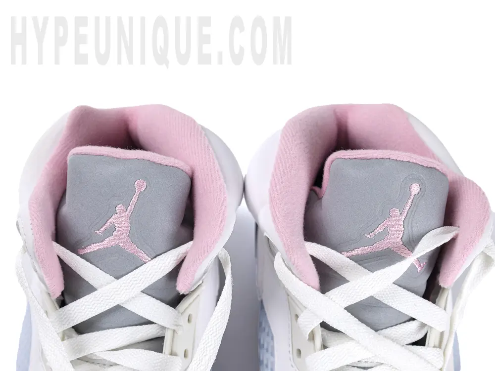 the shoe mouth and tongue