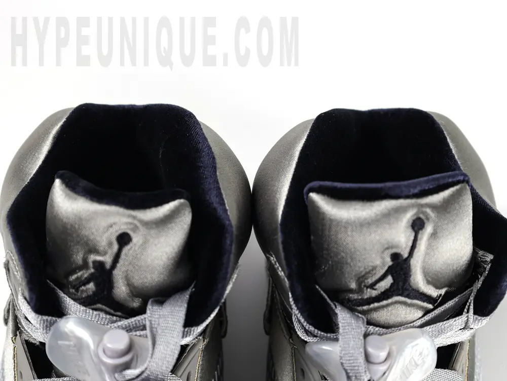 the shoe tongue