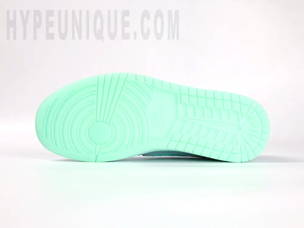 the light green uosole