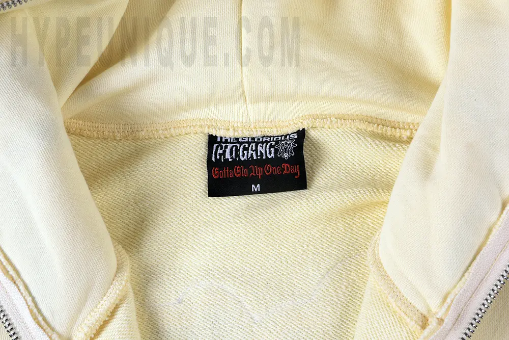 the neck tag