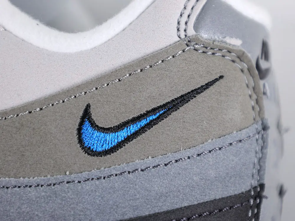 Air Max 95 OG Big Bubble Blue Spark - Image 12