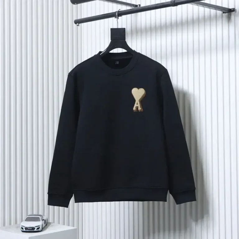 AMI Fleece-Lined Sweatshirt