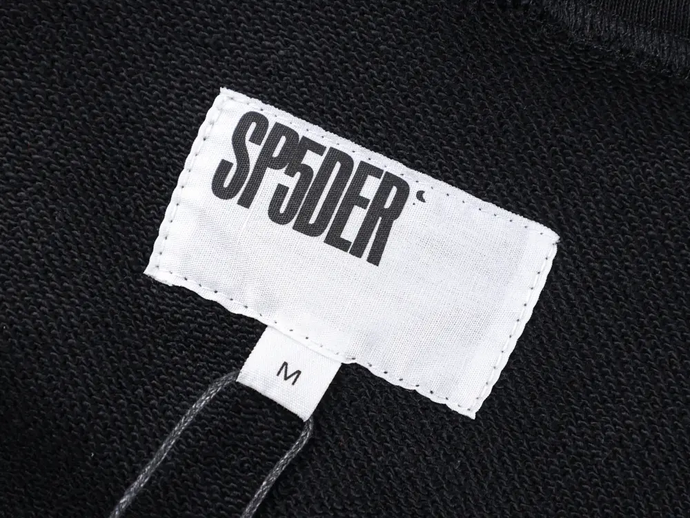 the sp5der neck tag