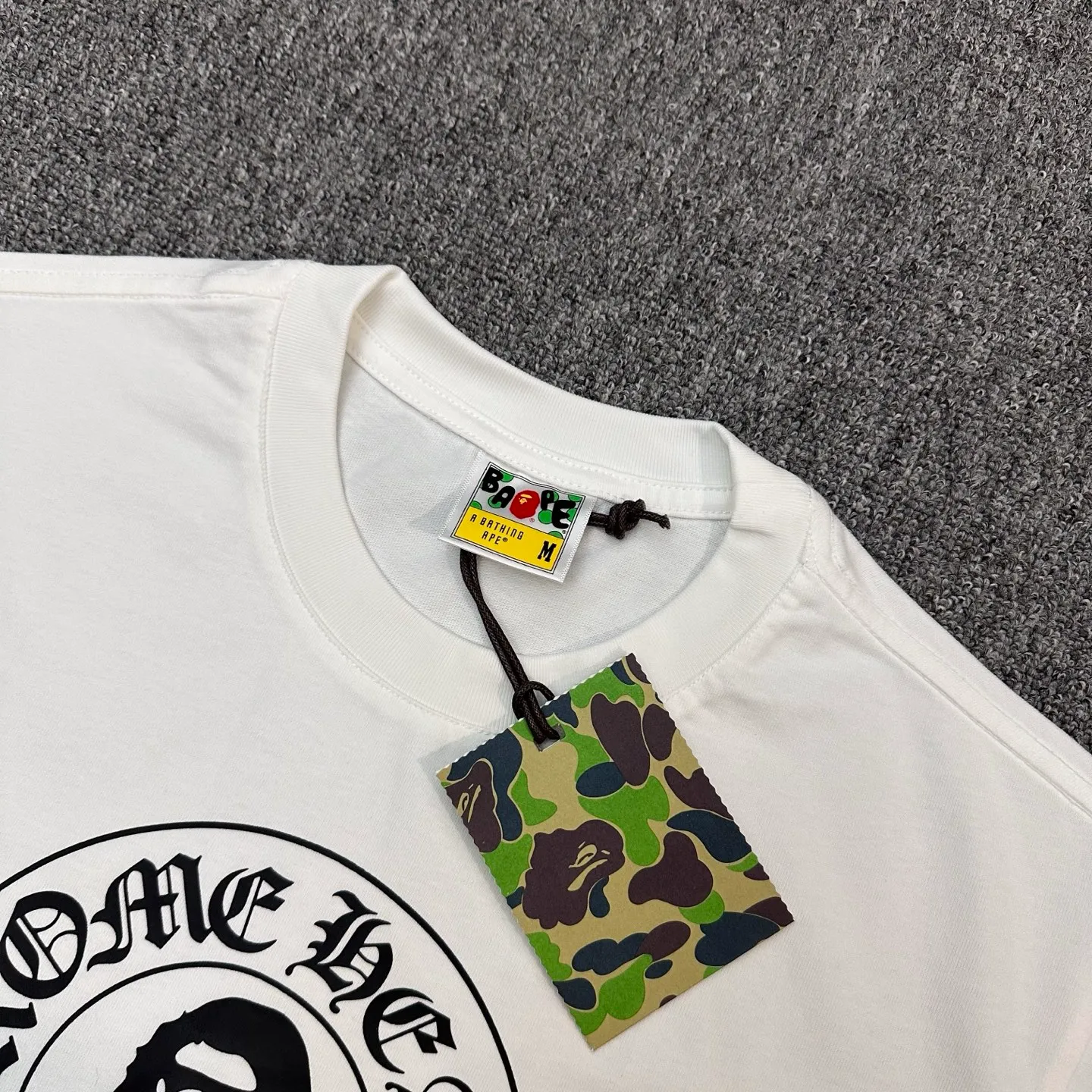 Neckline and Tag