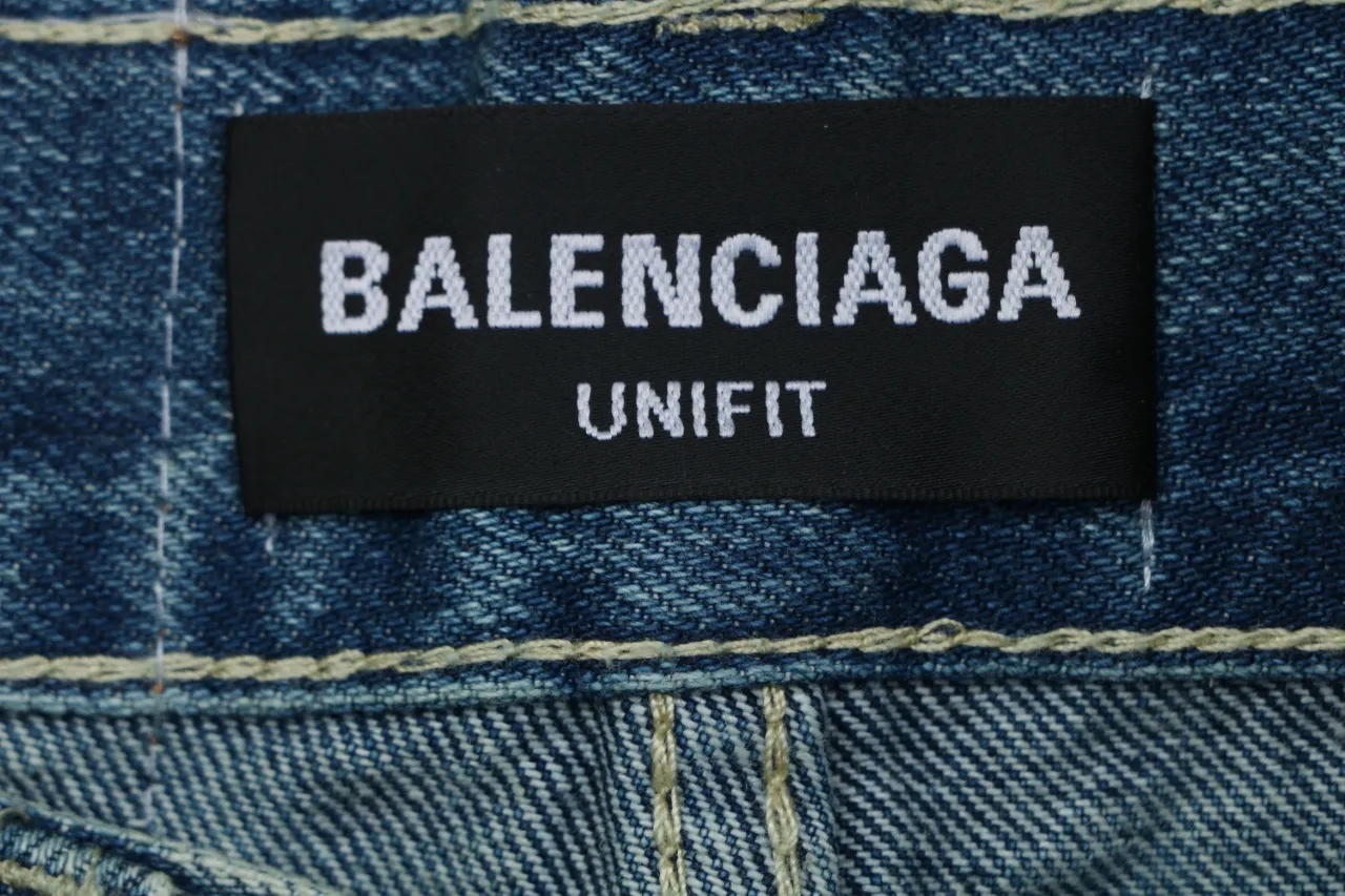 Logo brand