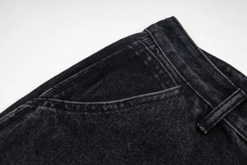Front left pocket detail of Shorts