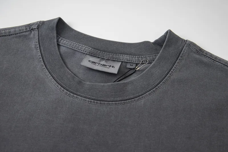 Neckline
