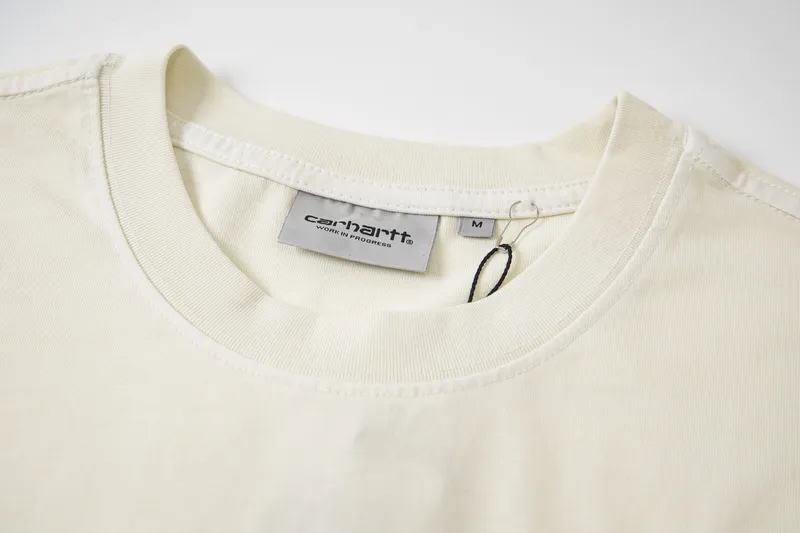 Neckline