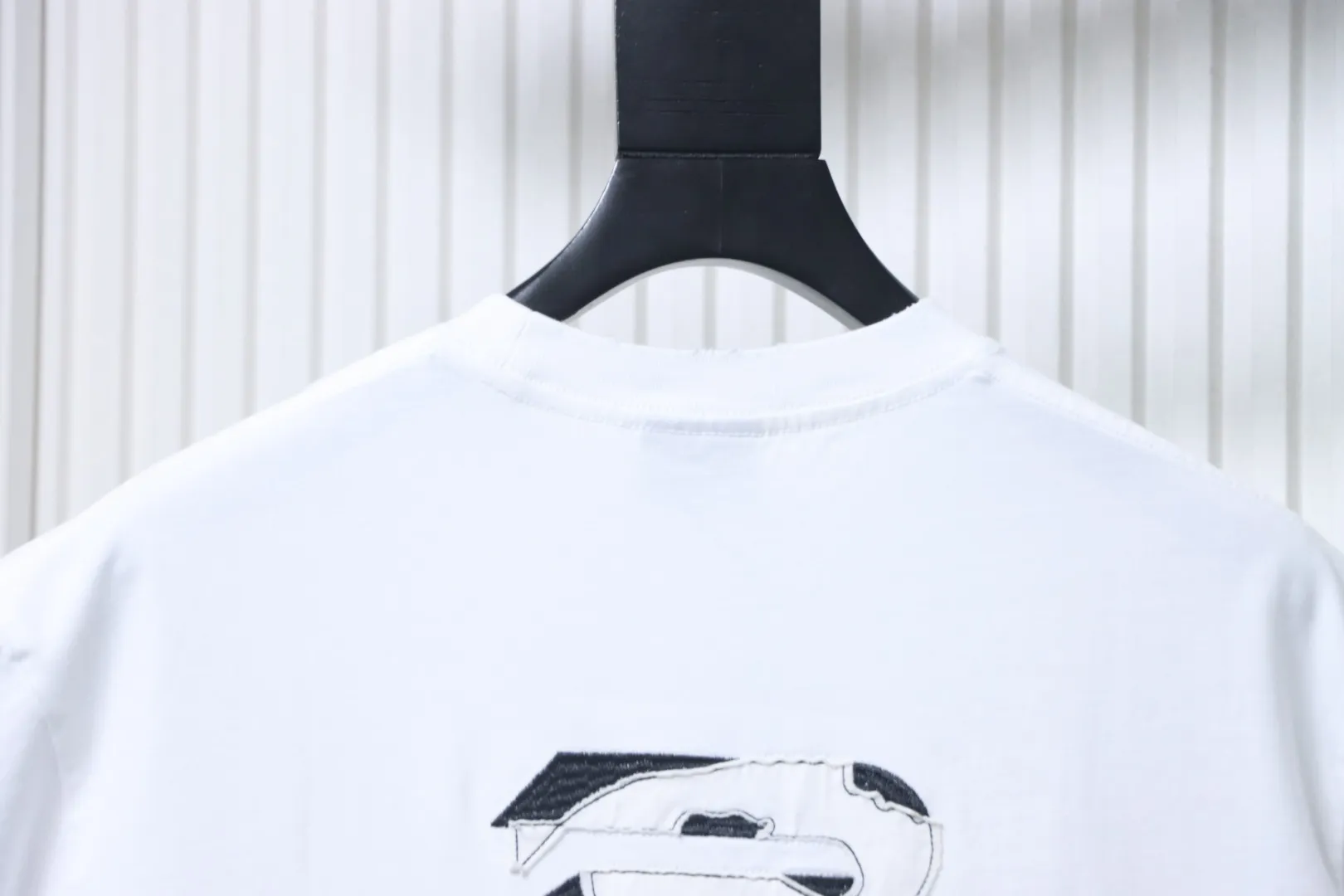 Neckline back