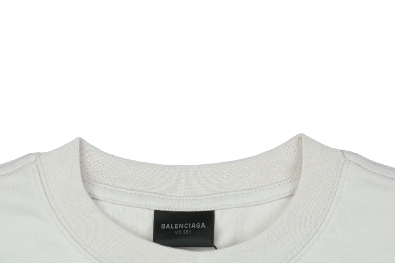 Neckline