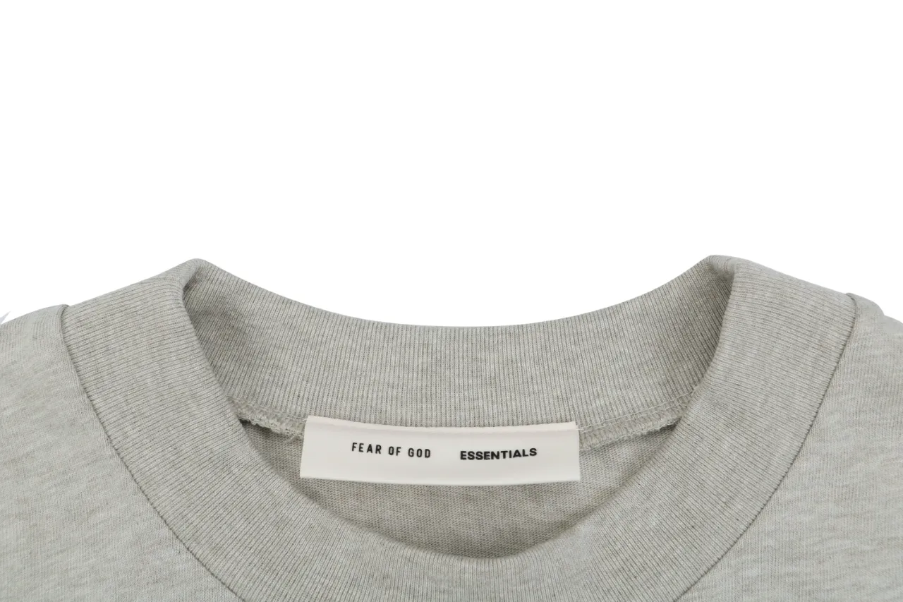 Neckline