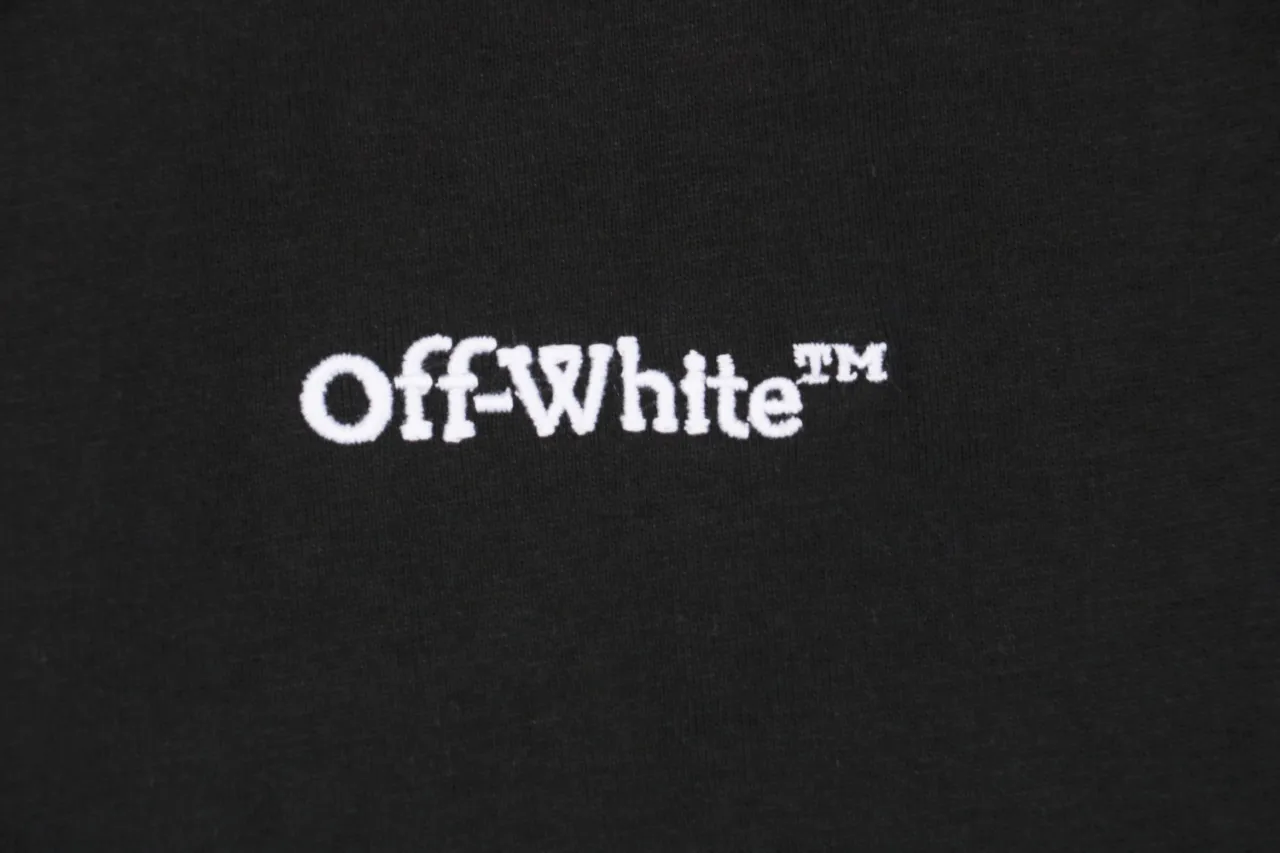 Logo Stitch