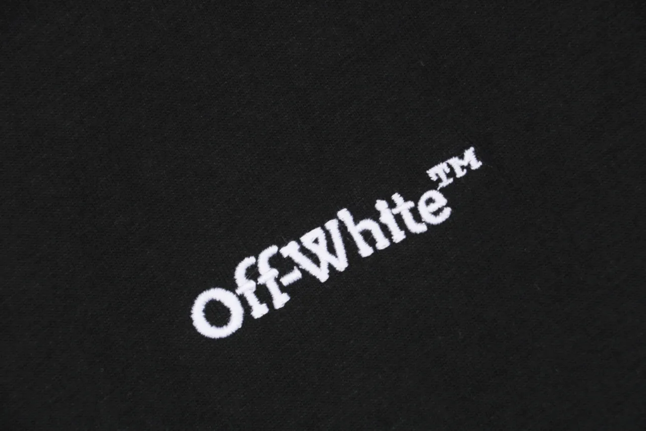 Logo Stitch