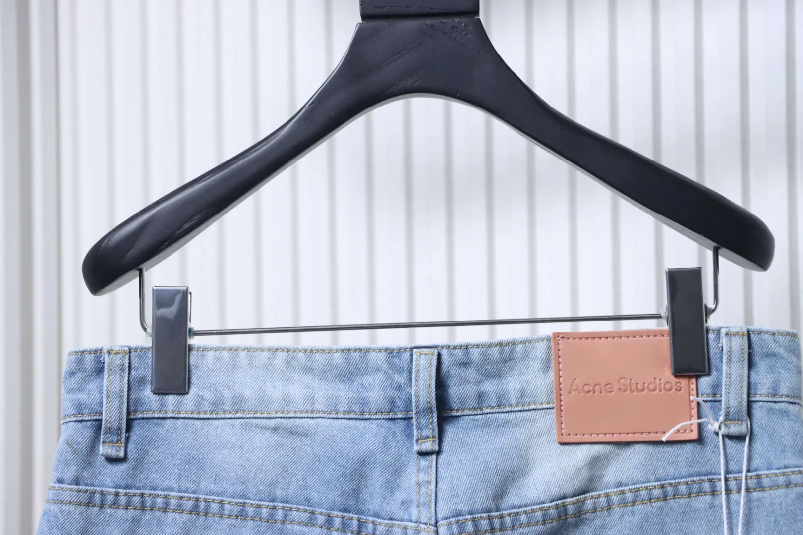 Back Waistline