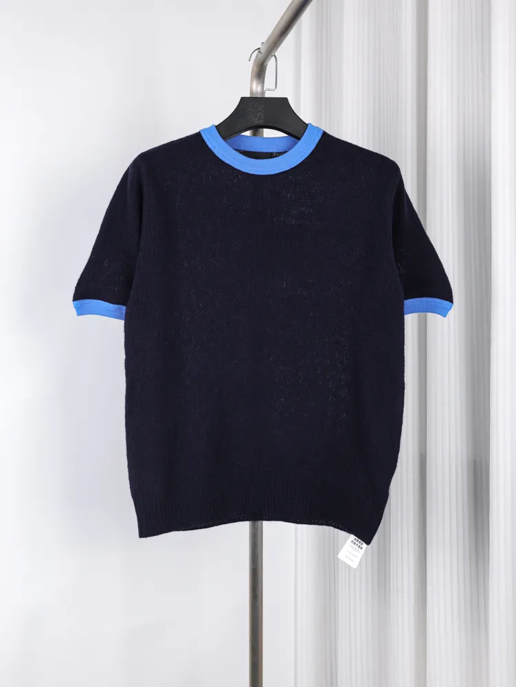 All-Wool Knit Short Sleeve T-Shirt Color Black