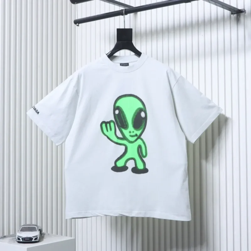 Alien Print Short-Sleeve T-Shirt