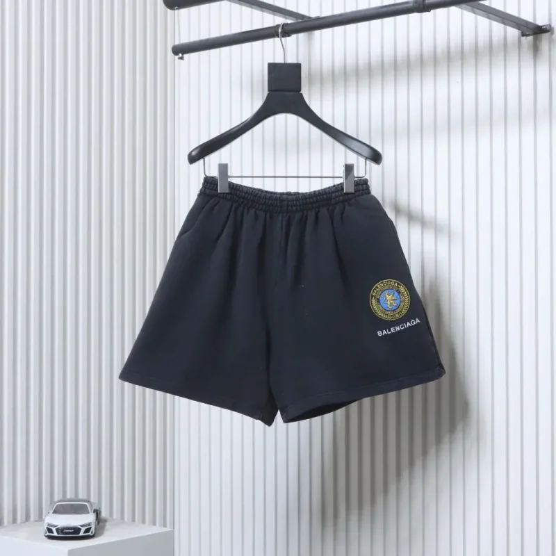 Lion Badge Embroidered Shorts
