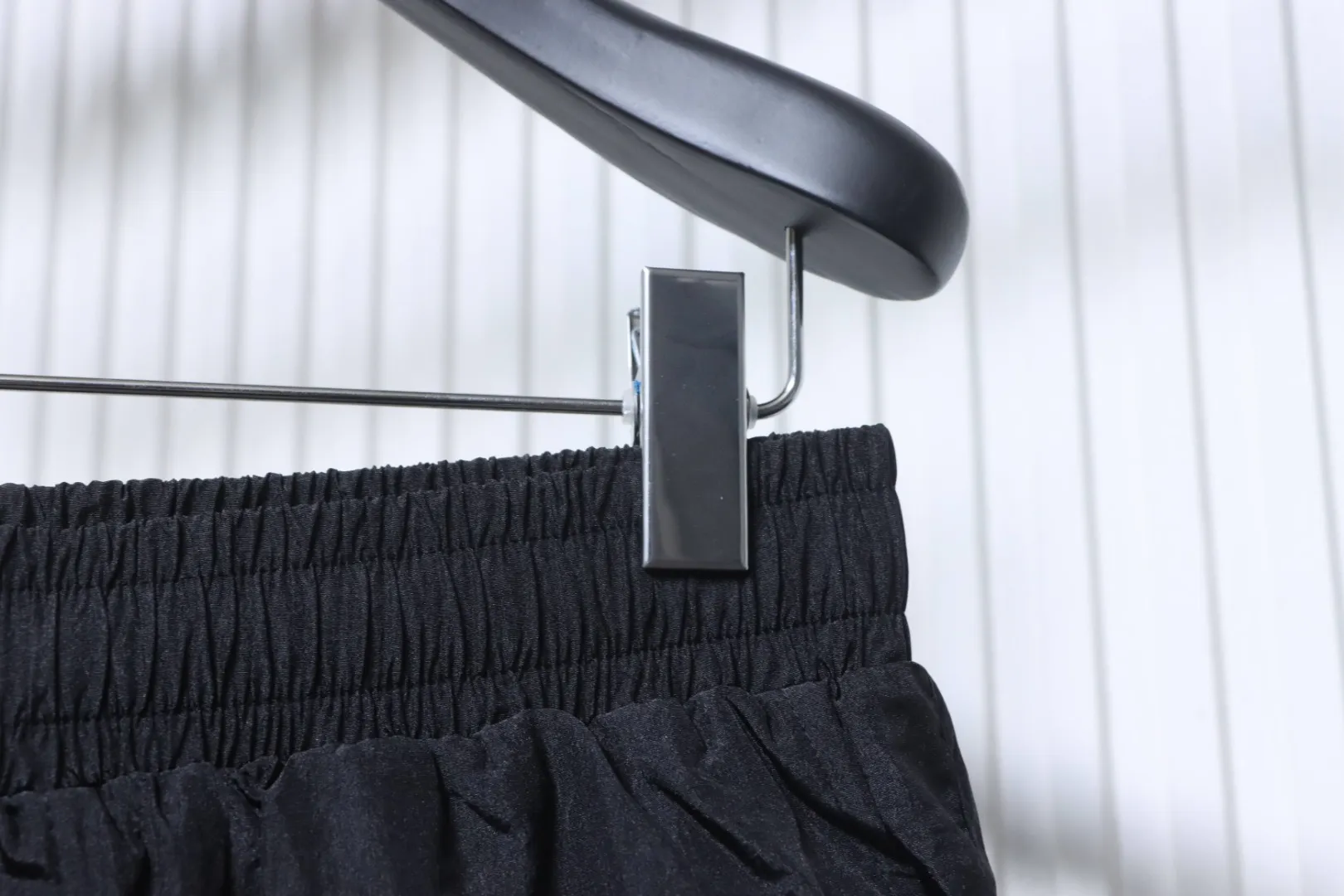 Half View Waistline