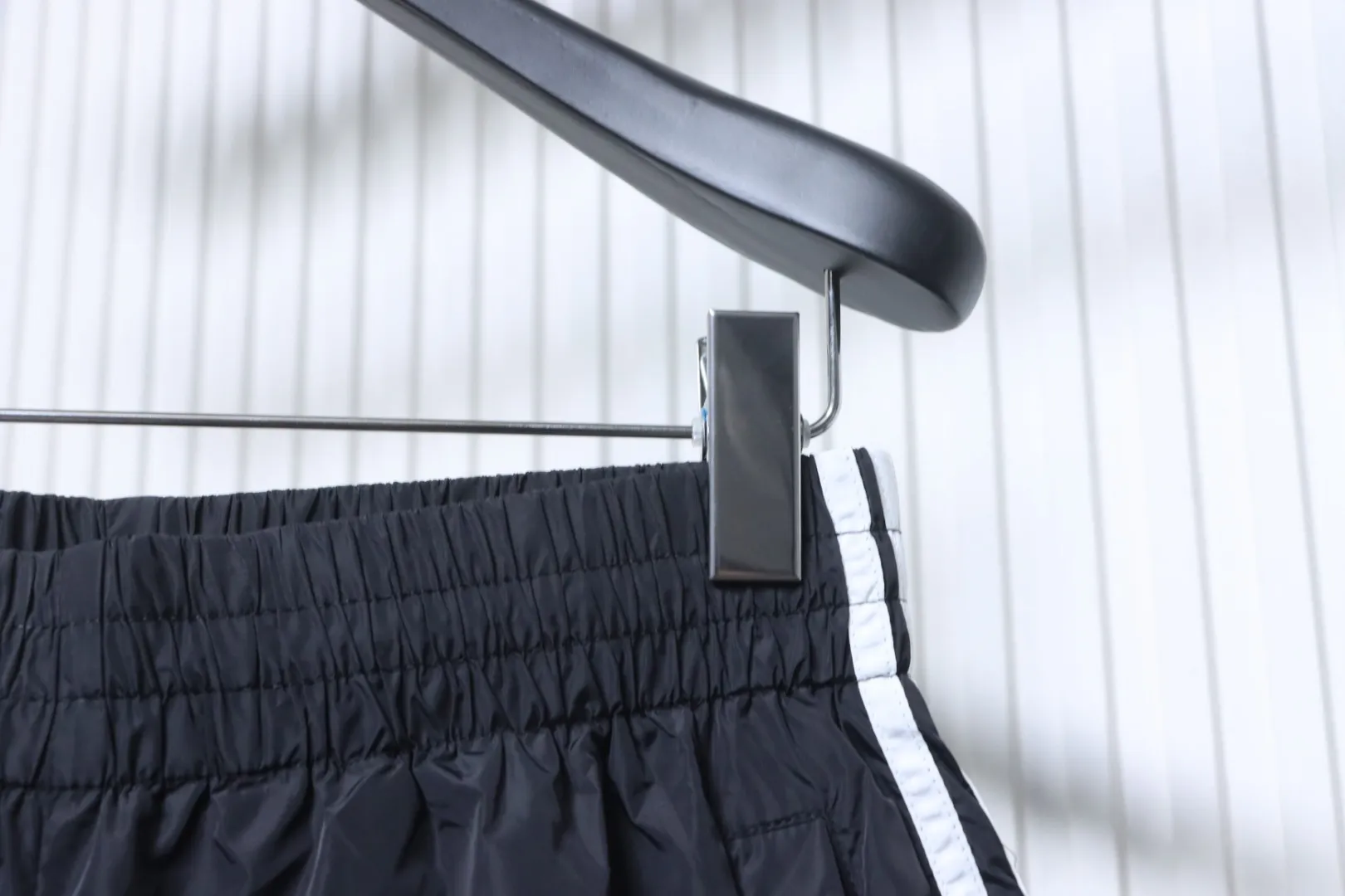 Half View Waistline