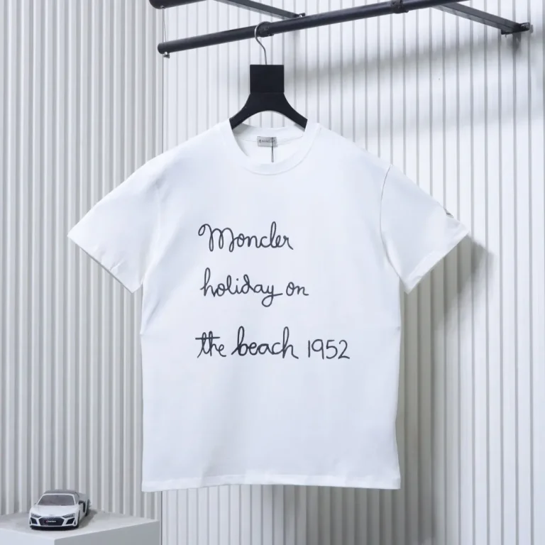 MC 1952 Handwritten Embroidered T-Shirt