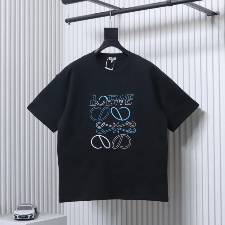 Misaligned Logo Embroidered T-Shirt Color Black