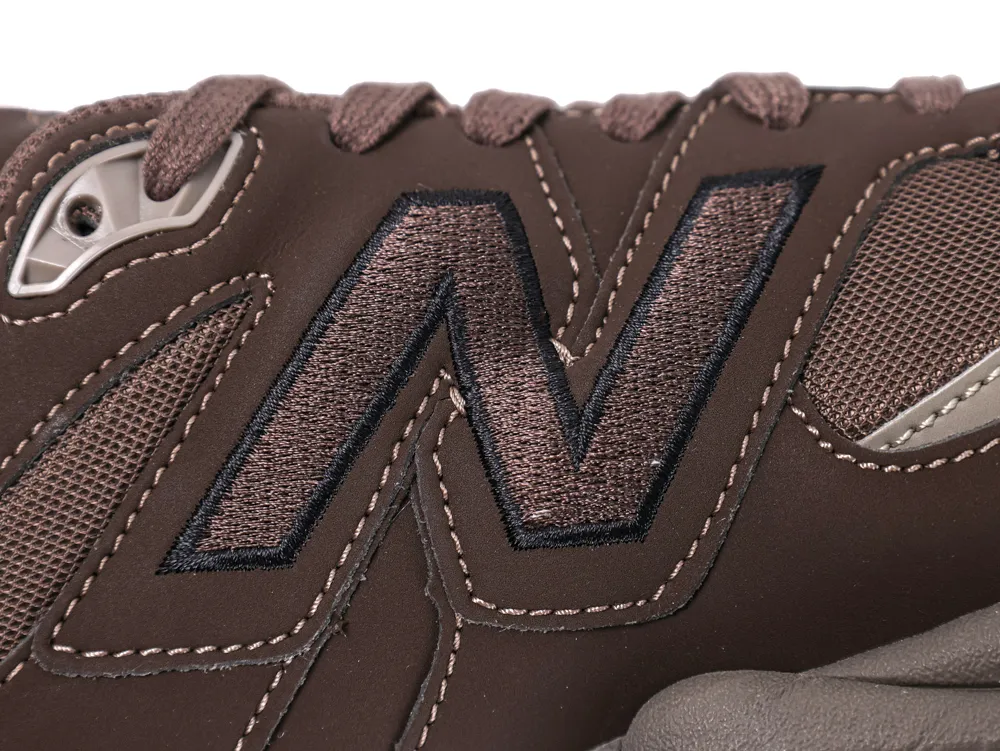 New Balance 9060 Mono Cortado N logo close-up