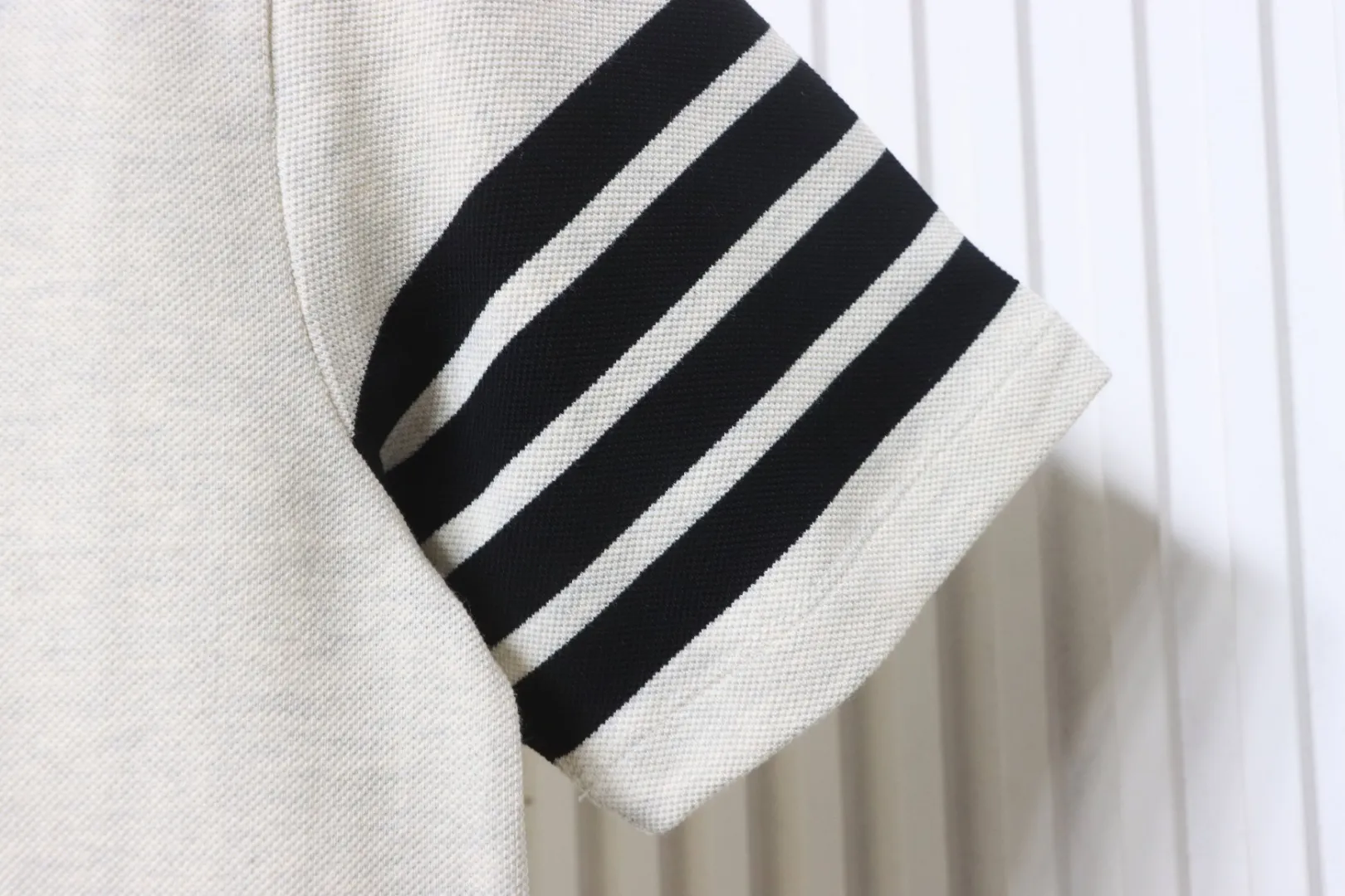 Short Sleeve with Four Bar