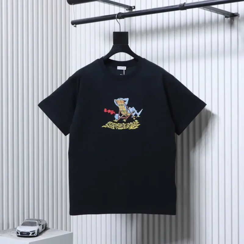 Beach Lounge Graphic T-Shirt