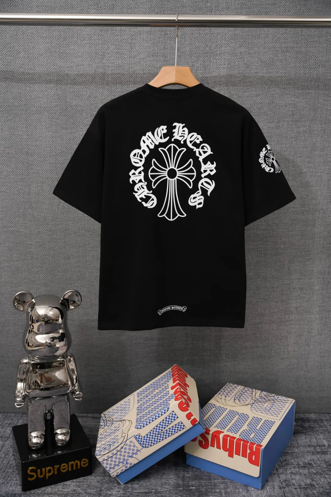 Back CH Cross Circle Pocket T-Shirt
