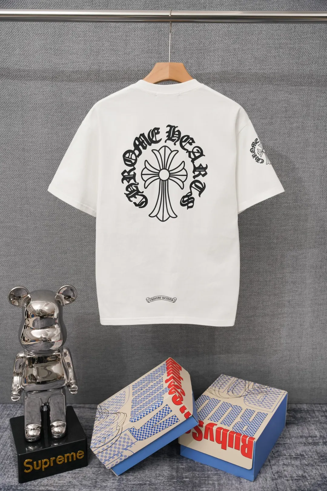 Back CH Cross Circle Pocket T-Shirt