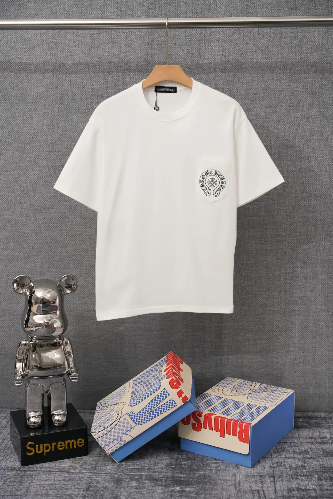 CH Los Angeles Horseshoe Pocket T-Shirt
