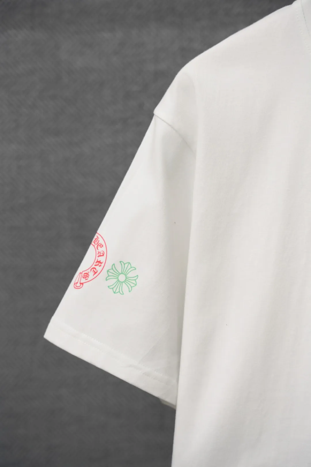 Short sleeve