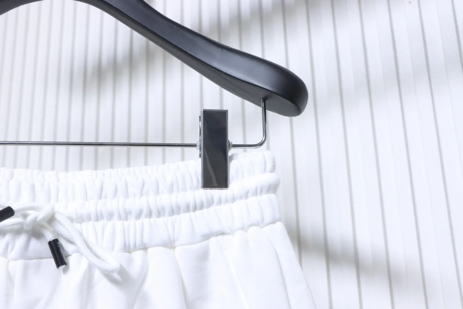 Half View Waistline