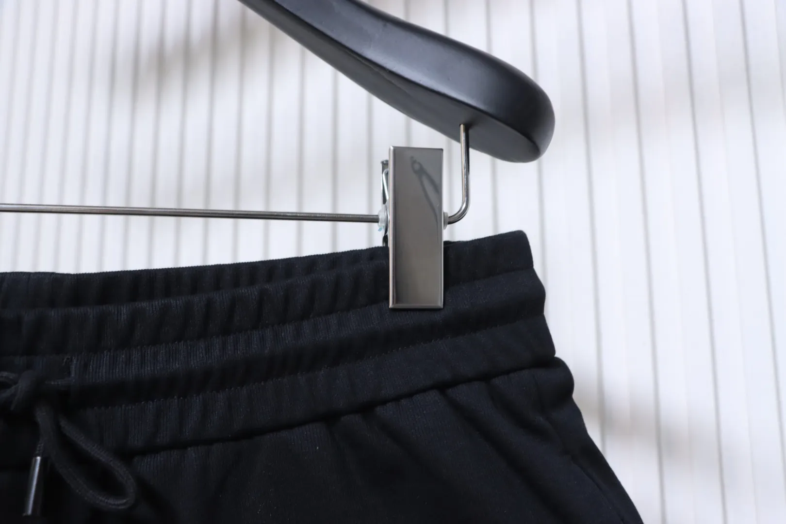 Half View Waistline