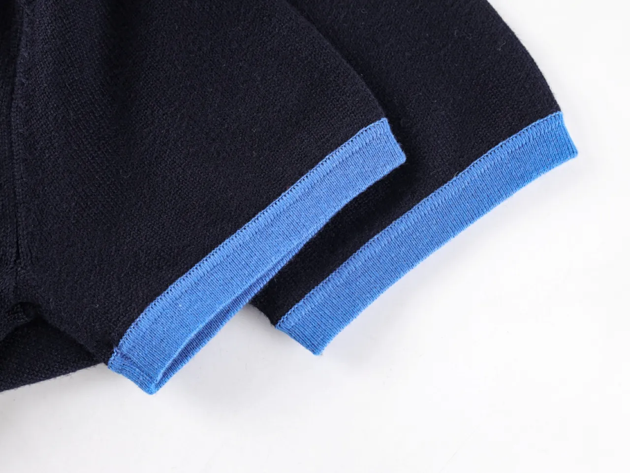 Short sleeve