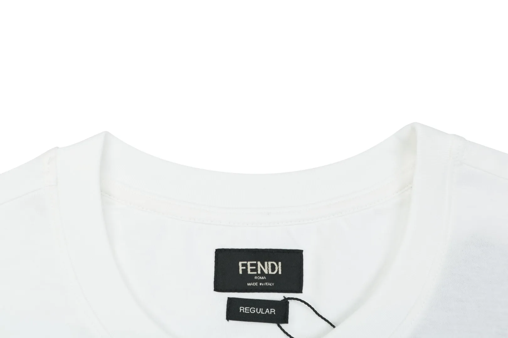 Neckline
