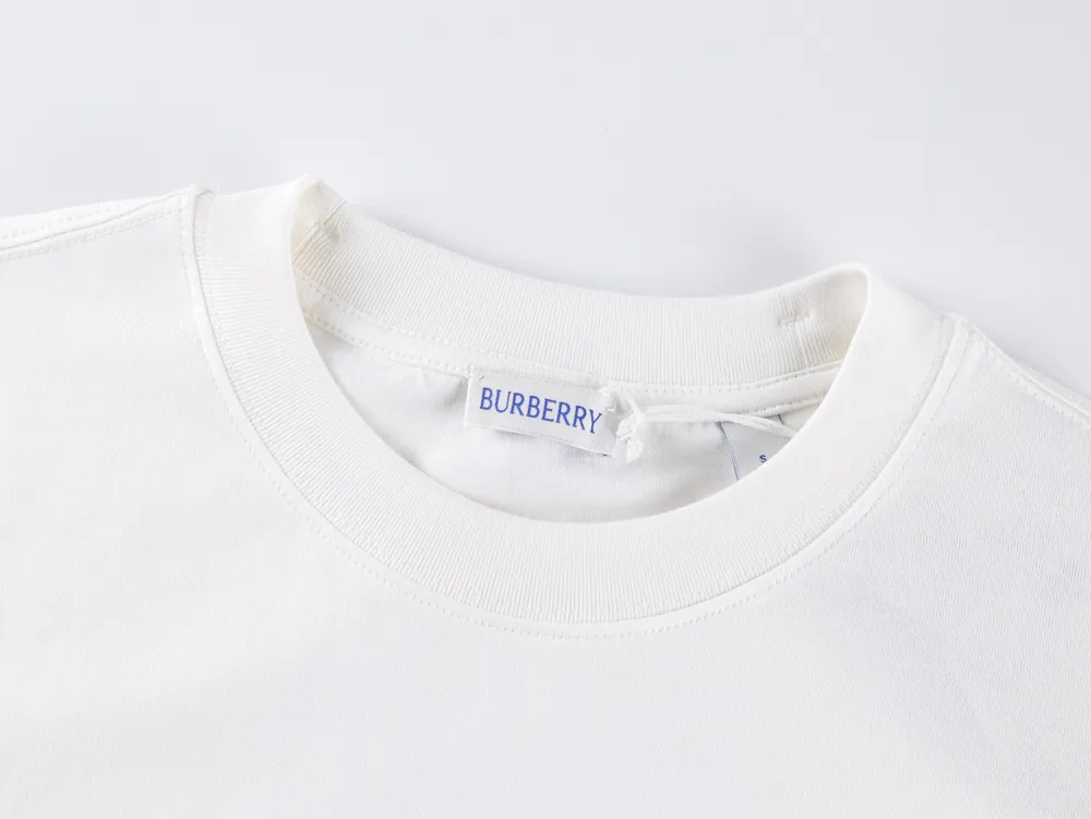 Neckline