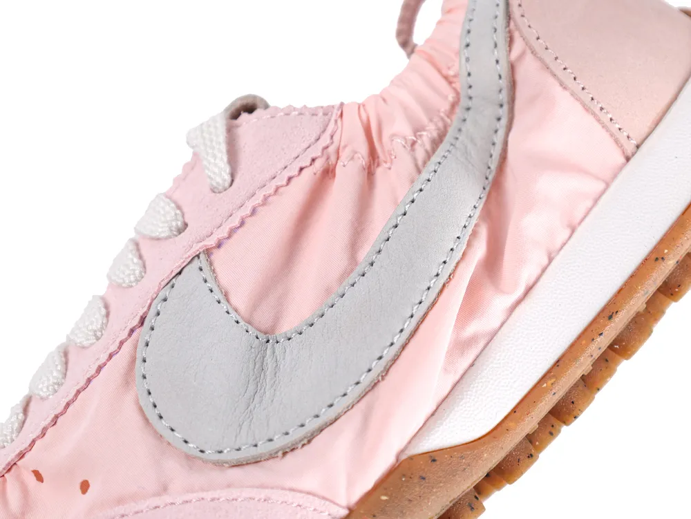 Moon Shoe SP x Jacquemus Aluminum Pink Side View