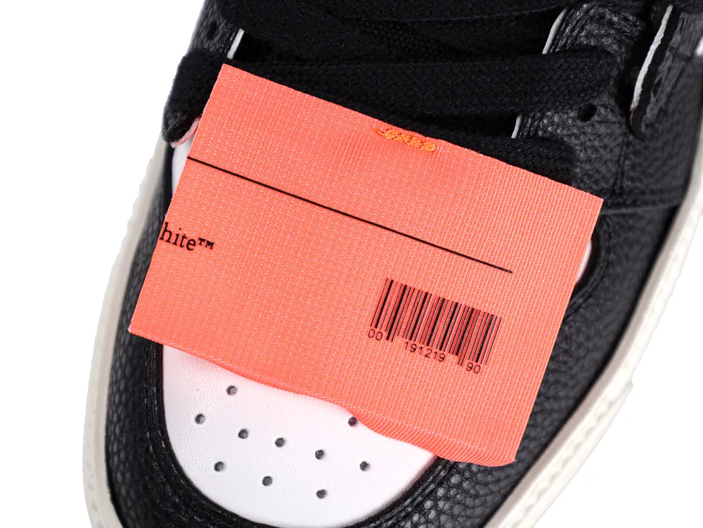 Signature Tag on Tongue